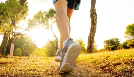 Fiziksel aktivitelerde yapılan hatalar diz sorunlarını tetikliyor