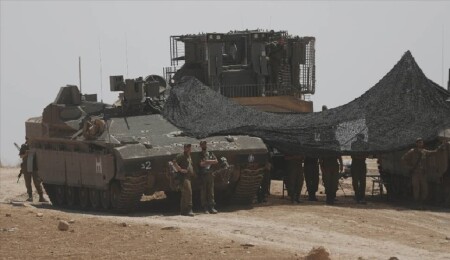 İsrail, Yemen’de bir elektrik santralini vurdu