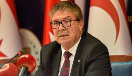 Tıp-İş: Ünal Üstel, kendi isteğiyle hastaneden ayrılarak Yakın Doğu Hastanesi'ne geçti