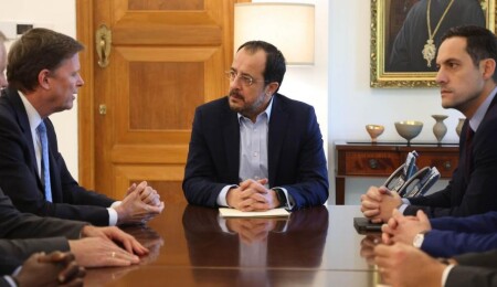 Hristodulidis, BM temsilcisi Stewart’la görüştü: Gündem çok taraflı konferans