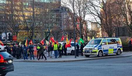 İsveç'te terör örgütü PKK/YPG yandaşları gösteri yaptı