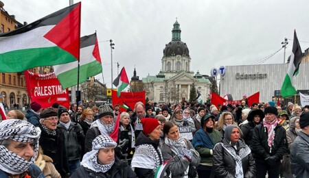 İsveç'te protestocular, Gazze'deki soykırım nedeniyle İsrailli yetkililerin yargılanması istendi