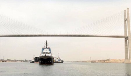 Mısır, 2024'te Süveyş Kanalı'ndan geçiş ücretini yüzde 5 ila 15 artıracak 