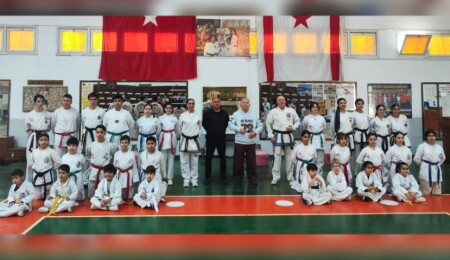Taekwondoda kuşak telafi sınavı yapıldı