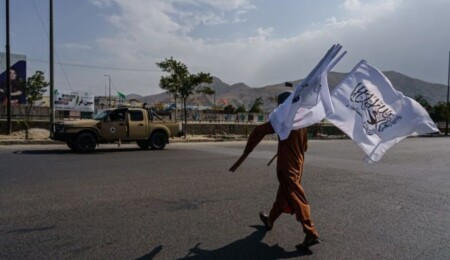 Taliban'ın kurucu liderleri Molla Abdulgani Baradar Kabil'de