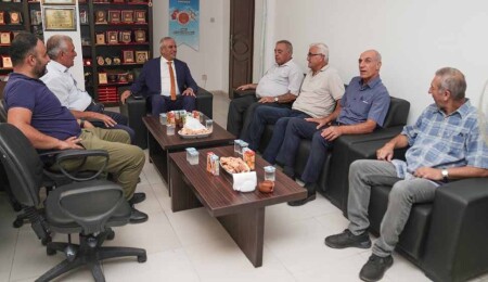 Hasan Taçoy, Emekli Astsubaylar Derneği’ni ziyaret etti