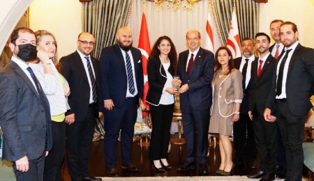 Cumhurbaşkanı Tatar, TC Genç Girişimciler Derneği heyetini kabul etti