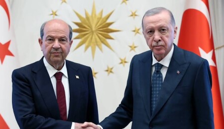 Ersin Tatar, Ankara'da Türkiye Cumhurbaşkanı Erdoğan ile bir araya geldi