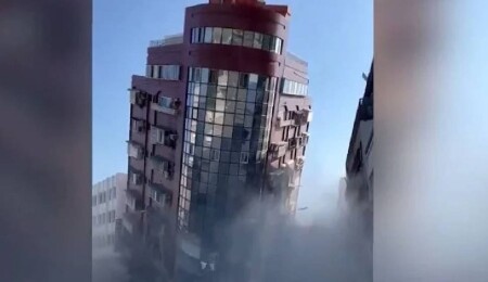 Taiwan Earthquake Injuries Top 1,000, Missing Hotel Workers Found