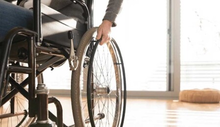 Güney Kıbrıs'ta engelli bireylerin üçte biri geçim sıkıntısı çekiyor