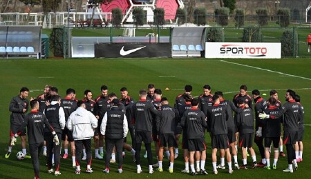 Türkiye Milli Futbol Takımı'nın EURO 2024 öncesi geniş aday kadrosu açıklandı