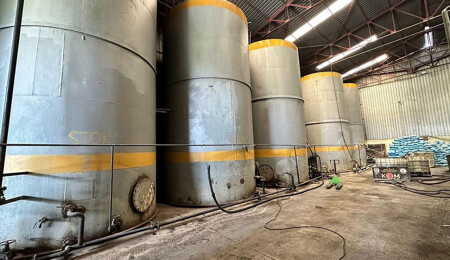 Adana'da 258 bin 350 litre kaçak akaryakıt ele geçirildi