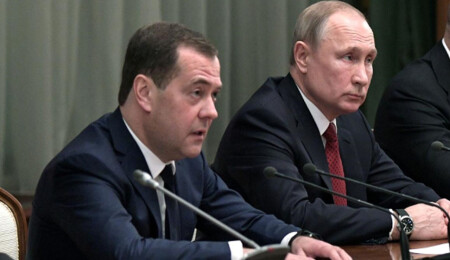 Medvedev Batı'ya karşı önleyici saldırılar öneriyor