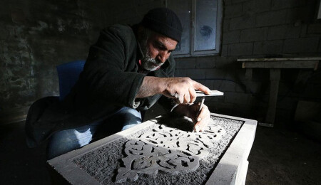 UNESCO listesine alınan "Ahlat Taş İşçiliği Geleneği" hünerli ellerle yaşatılıyor