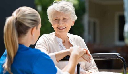 Bugün 1 Ekim Dünya Yaşlılar Günü: Yaşlılarımıza hak ettikleri yaşamı sunmak borcumuz!