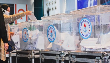 YDP Kadın Kollar Başkanlığı'na Lesinger, Gençlik Kolları Başkanlığı'na ise Kızılkaya seçildi