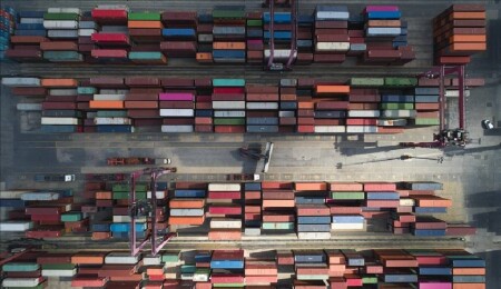 Fransız liman çalışanları, İsrail'e giden gemiye silah parçaları yüklemeye karşı çıkıyor