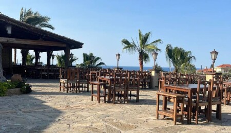 Yangın felaketinin ardından Archway Restaurant yeniden hizmette