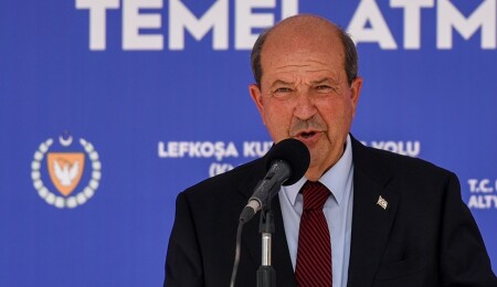 Tatar Responds to UK's Deployment of 700 Soldiers: "This Disturbs Both Us and the Greeks"