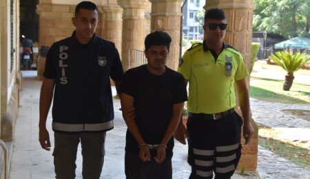 Ortaköy'de sokakta oynayan çocukları rahatsız eden Sajip Miah tutuklandı