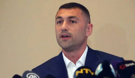 Burak Yılmaz Beşiktaş'a geri döndü!