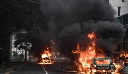 ABD, Fransa'daki vatandaşlarını olaylardan uzak durmaya çağırdı