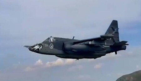 Türkiye'de modernize edilen Azerbaycan'ın Su-25 uçağı ilk testini başarıyla geçti