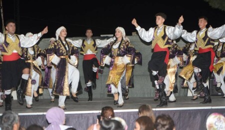 Yılmazköy’de “10. Halk Dansları ve Barış Festivali” düzenlendi