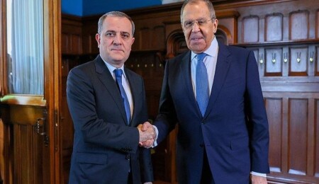 Azerbaycan ve Rusya dışişleri bakanları, Karabağ'daki durumu görüştü