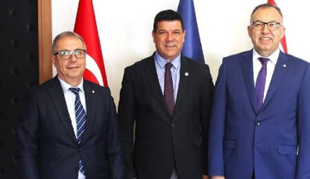 İTÜ–Kuzey Kıbrıs Rektörü Prof. Dr. Murat Sarı’dan, DAÜ Rektörü Prof. Dr. Hasan Kılıç’a ziyaret
