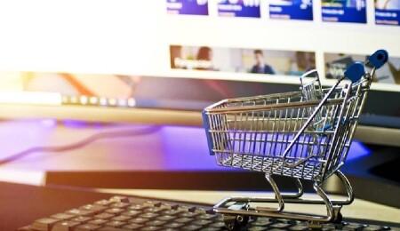 ABD'liler Şükran Günü'nde internetten yaptıkları alışverişe 5,6 milyar dolar harcadı