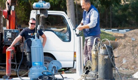 Gazimağusa Belediyesi, kentteki kötü kokunun çözümüne yönelik çalışmalara başladı