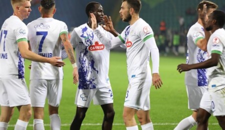 Ziraat Türkiye Kupası'nda Çaykur Rizespor 5. tura yükseldi