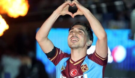 Abdülkadir Ömür, Trabzonspor'da 8 yıl geçirdi