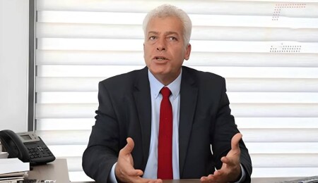 Cemal Redif’ten şok açıklama: Pasaportlarını Güney'e kaçmasınlar diye, paralarını toplum huzurunu bozmasınlar diye tuttuk