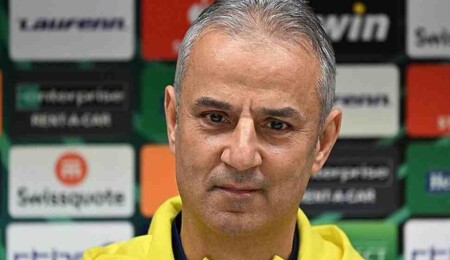 Fenerbahçe Teknik Direktörü İsmail Kartal: İstanbul'a iyi bir sonuçla dönmek istiyoruz