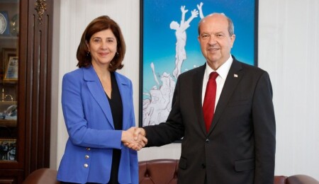 Holguin: Kıbrıs meselesine Kıbrıs sorunu değil de Kıbrıs konusu olarak bakılmaya başlanmasını temenni ediyorum