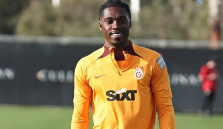 Galatasaraylı futbolcu Derrick Köhn: Galatasaray çok büyük bir takım ve hayalim Galatasaray'da oynamaktı