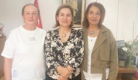 İsmet Tatar ve Emel Samioğlu Kültür Dairesi Müdürü Şirin Zaferyıldızı’nı ziyaret etti