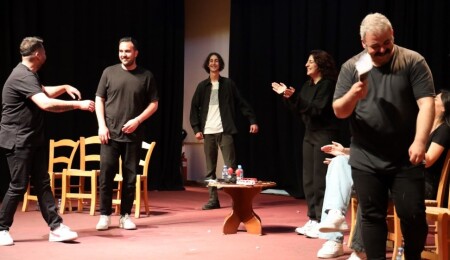 İskele Belediyesi 2. Tiyatro Günleri devam ediyor