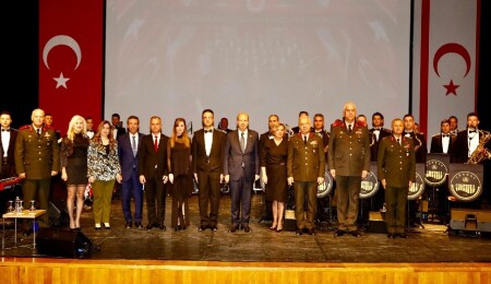 Cumhurbaşkanı Tatar, TSK Armoni Mızıkası Komutanlığı’nın konserini izledi