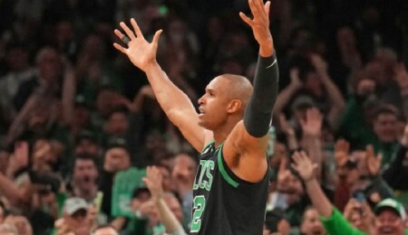 NBA'de Doğu Konferansı'nın ilk finalisti belli oldu