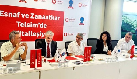 Telsim ve Kıbrıs Türk Esnaf ve Zanaatkarlar Odası arasında işbirliği protokolü imzalandı