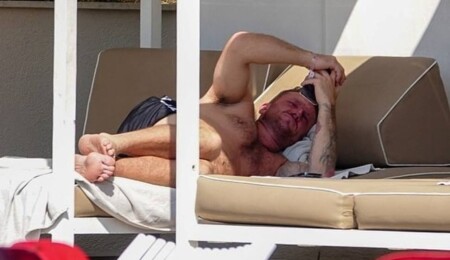 İngiltere’deki olayları tetikledi: Robinson, videoları Güney Kıbrıs’taki otelden göndermiş