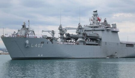 Deniz Astsubay Okulu Gazimağusa Limanı'nı ziyaret edecek, Zafer Anıtı’na çelek sunacak