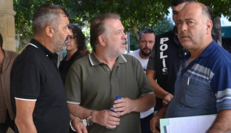 Silahla tehdit ederek başkasının mülkünü üstlerine geçirmeye çalışan zanlılar teminata bağlandı