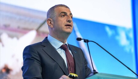 Haluk Bayraktar: Savunma ve havacılık sanayisinin gelişimde Kıbrıs Harekatı hikayenin parçası