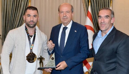 Tatar, Halter ve Vücut Geliştirme Federasyonu sporcusunu kabul etti