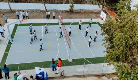 Lefkoşa'da iki ve Girne'de bir okula çok amaçlı spor tesisi kuruldu