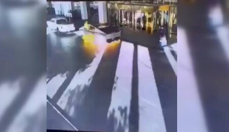 Musk, otelin önünde patlatılan araçla New Orleans saldırısı arasında bağlantı olabileceğini iddia etti